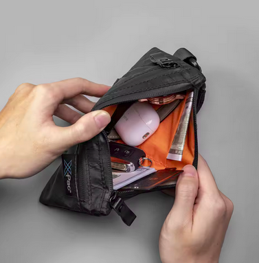 EDC Card & Gear Pouch – Slim Organizer for Cards, Flashlights & Pens